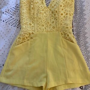 Lulumari Sunny Yellow Lace Top